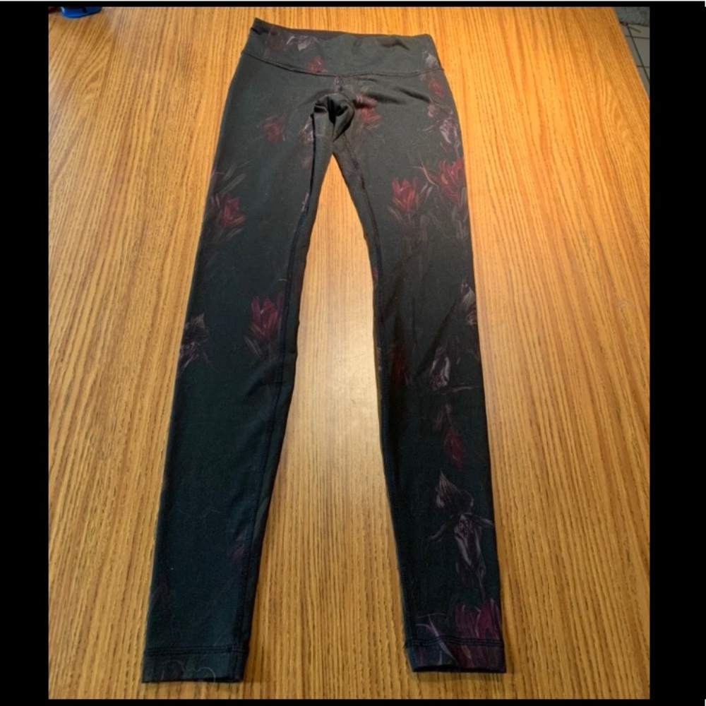 lululemon leggings with a flower pattern